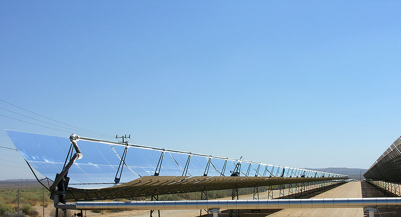 File:800px-Parabolic trough solar thermal electric power plant 1.jpg