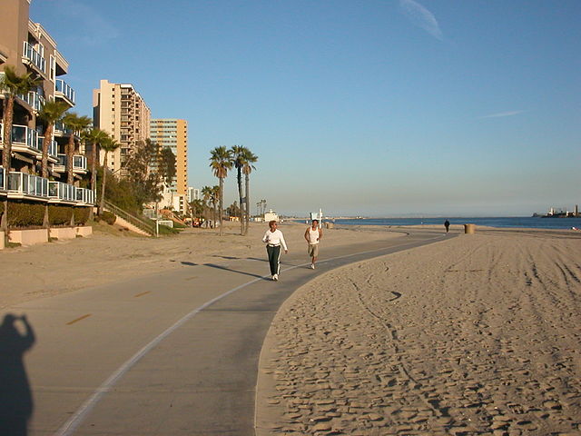 File:Bike path in Long Beach on beach.JPG