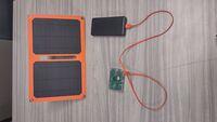 Paso 5: Conecte Raspberry Pi al banco de baterías cargado o al panel solar para encenderlo.