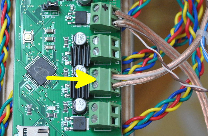 File:MOST Delta wire resistor.JPG