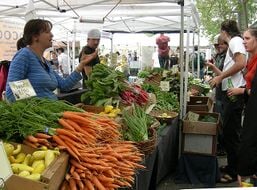 Mercado de agricultores de Ballard - verduras.jpg